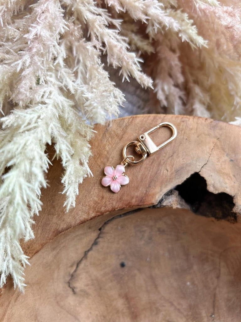 Hangertje Hawaiibloem - 4 kleuren