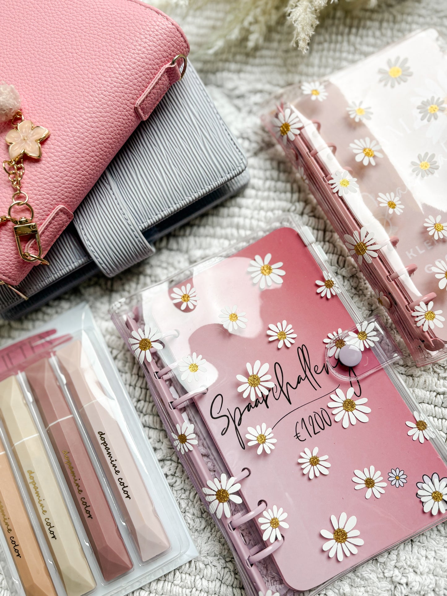 A6 €1200 Challenge Daisy Collectie